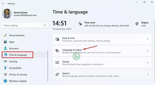 Nhấp vào "Language & Region"