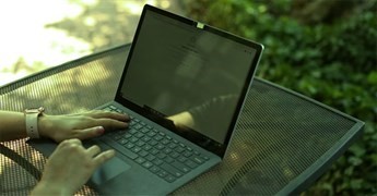 Cách khắc phục lỗi màn hình laptop windows bị vàng!