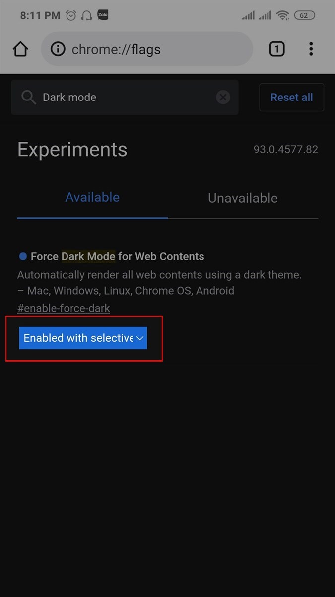 Chọn Enabled with selective tại mục Force Dark Mode for Web Contents