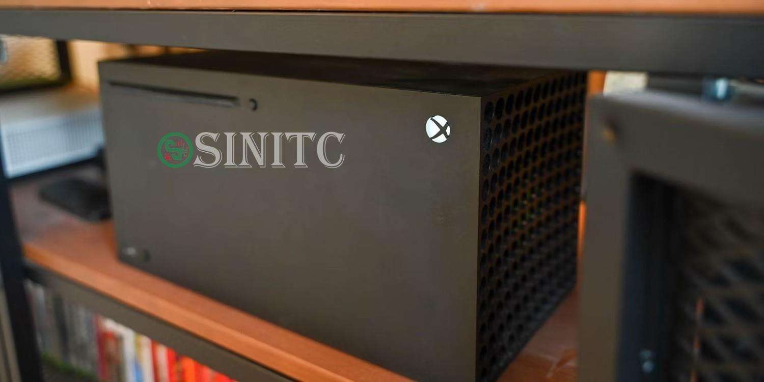 Xbox Series x nằm trên kệ