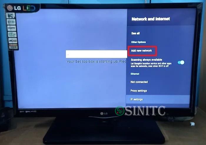 Nhấp vào Add new network trong tùy chọn Network and Internet của TV thông minh.