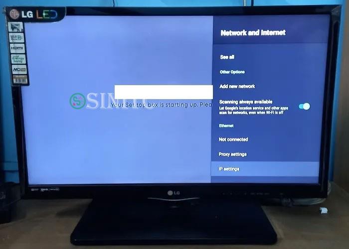 Chọn IP settings trong tùy chọn menu "Network and Internet" của TV thông minh.