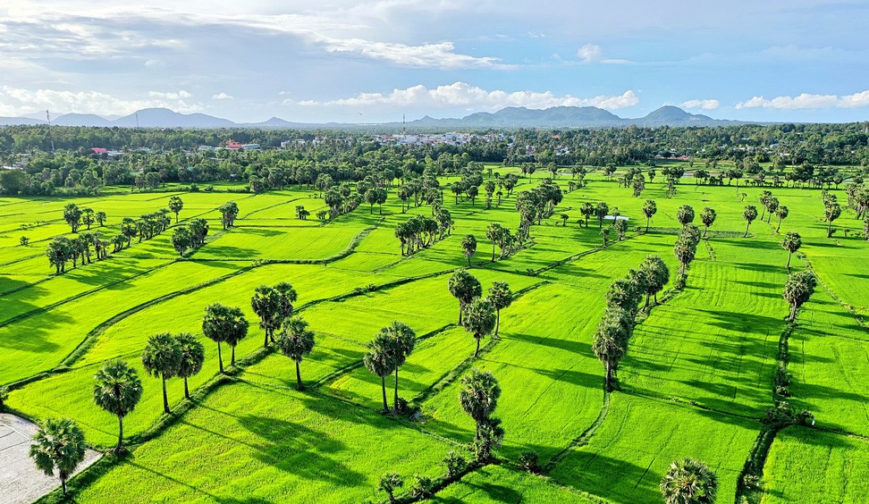 Nhìn ngắm vẻ đẹp hùng vĩ, nên thơ của tịnh biên - an giang